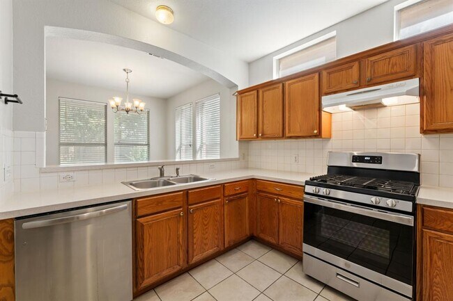 Building Photo - 15812 Opal Fire Dr
