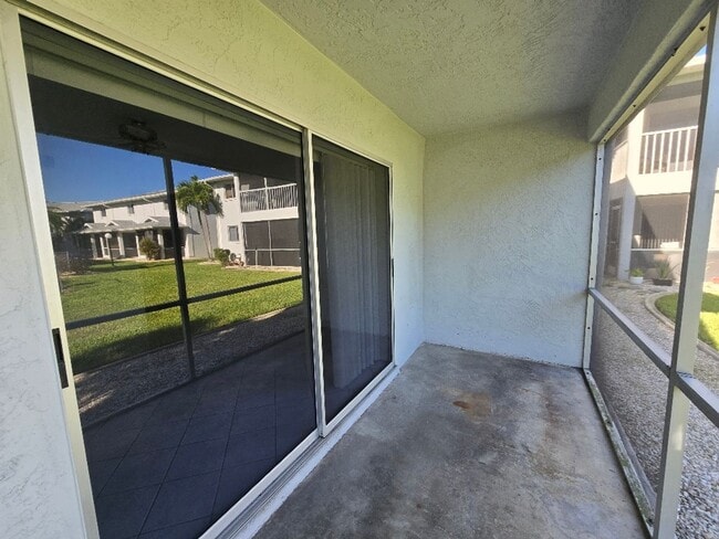 Building Photo - 1609 SW 51st St