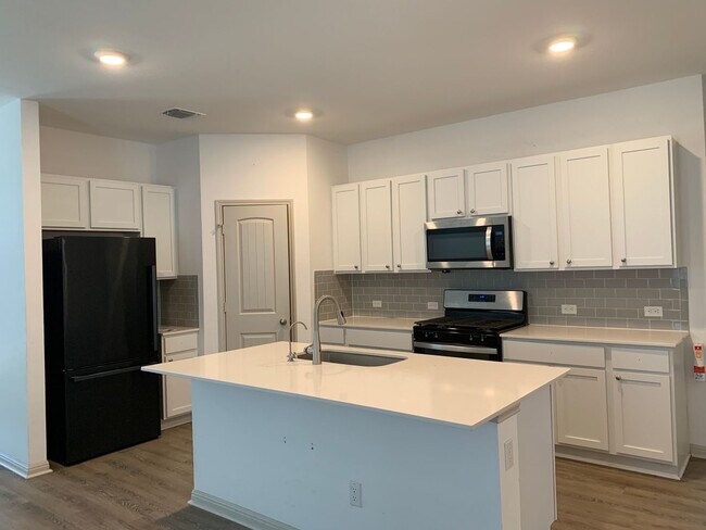 Building Photo - Lovely 3 Bed 2 bath home in Hutto