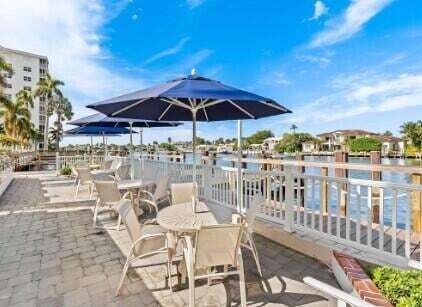 Building Photo - 3224 S Ocean Blvd