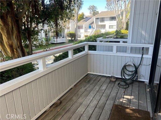 Building Photo - 11 Baruna Ct
