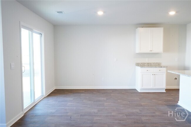 Building Photo - 397 Coconut Dr