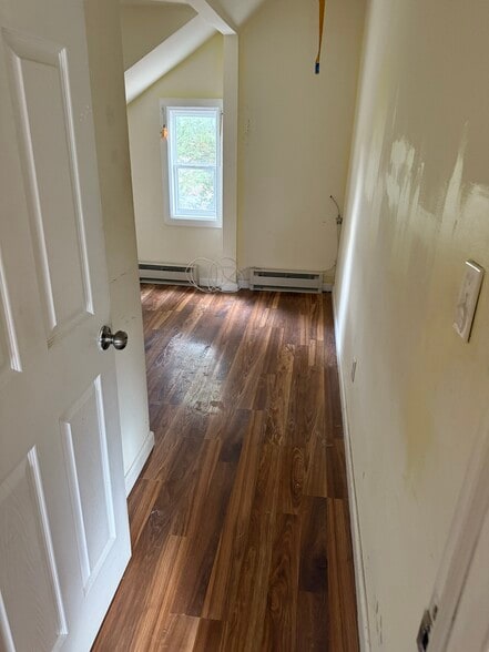 Building Photo - 2 Kent Rd