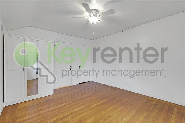 Building Photo - 2400 27th St