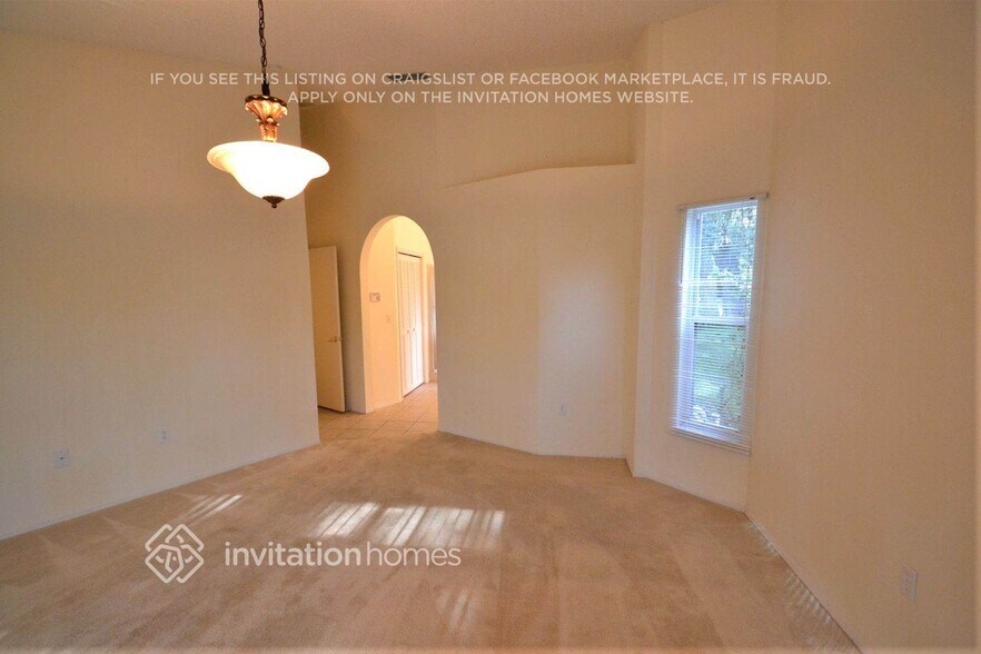Building Photo - 763 Sagewood Dr
