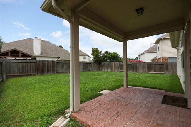 Building Photo - 5102 Heatherdawn Ct