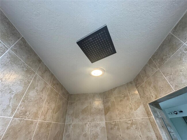 Building Photo - 5906 SW 172nd Loop