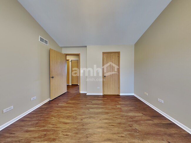 Building Photo - 2735 Lahinch Dr