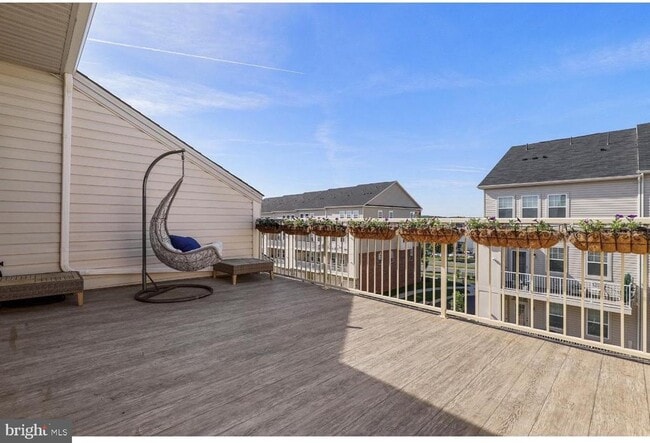 Building Photo - 7132 McHenry Mews