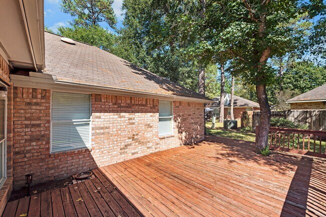 Building Photo - 135 W Russet Grove Cir