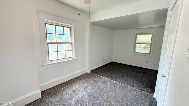 Building Photo - 592 Lindell St