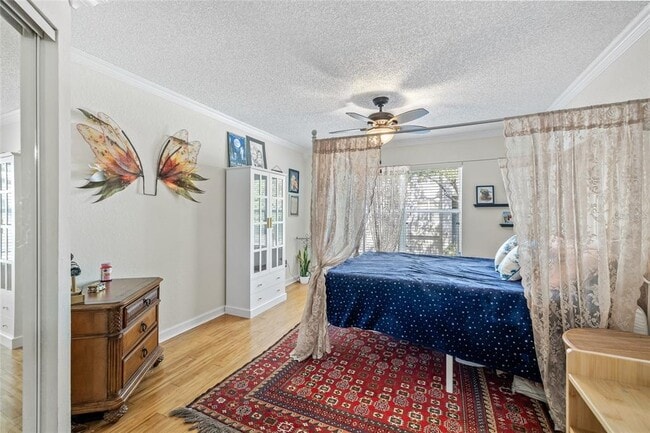 Building Photo - 740 Mainsail Dr