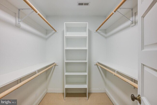 Building Photo - 1907 Luzerne Ave