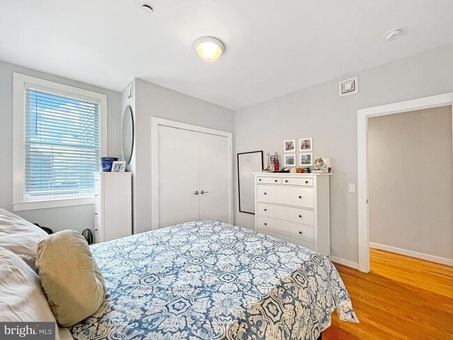 Building Photo - 1367 Florida Ave NE