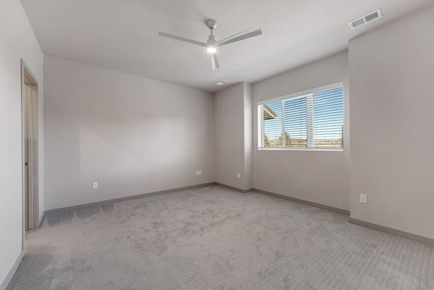 Building Photo - 6388 Nelson Ct