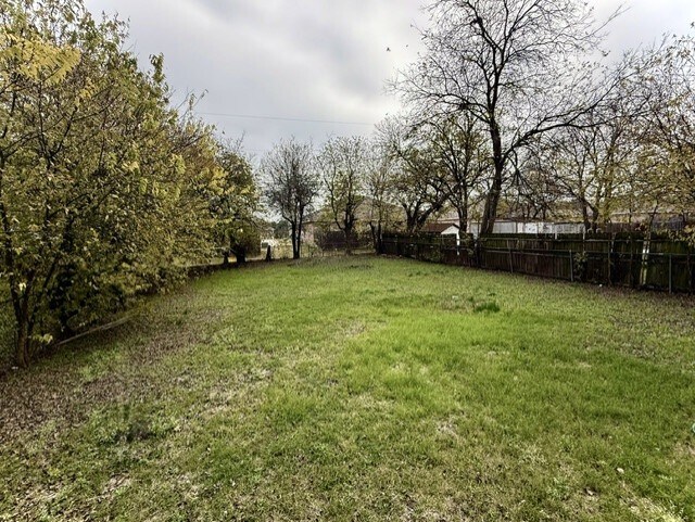 Building Photo - 3304 Daughtrey Ave