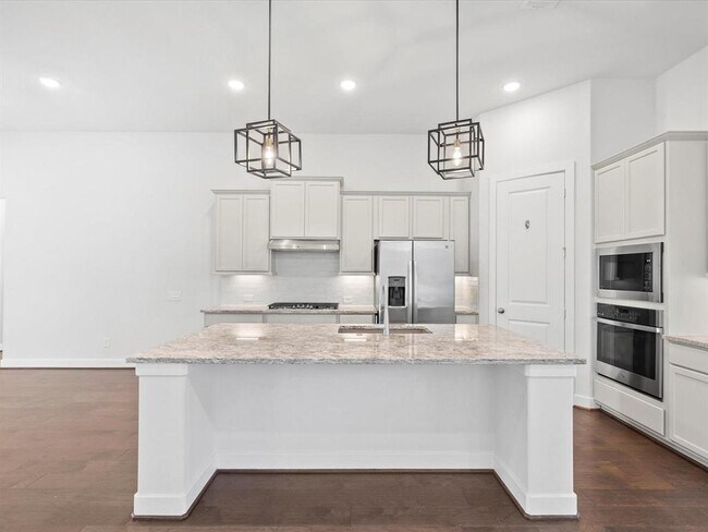 Building Photo - 113 S Ocotillo Ridge