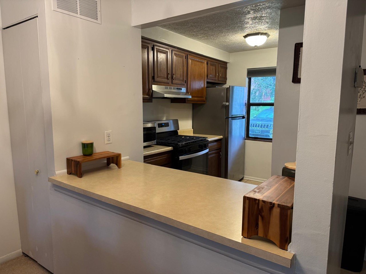 Building Photo - 307 Brookside Ln