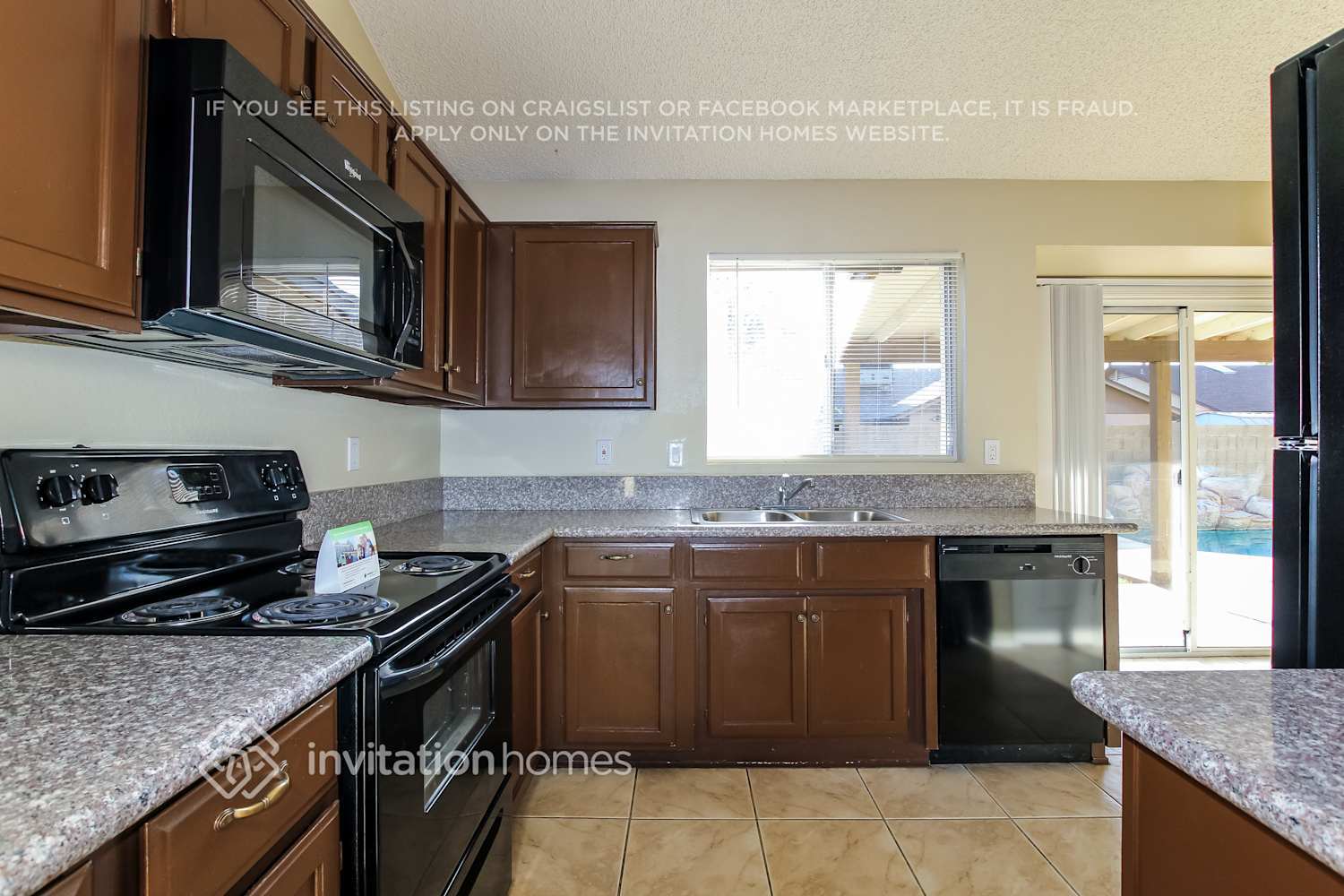 Building Photo - 13250 N 78th Dr