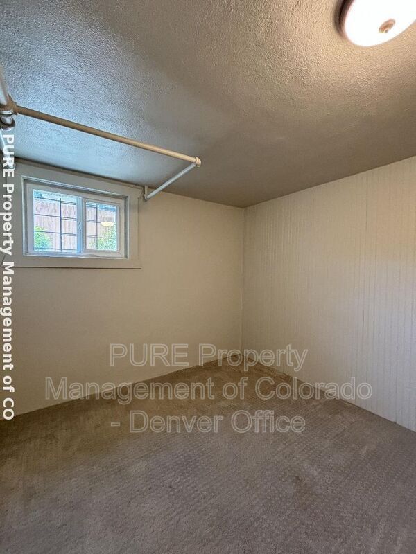 Building Photo - 1461 N Raleigh St