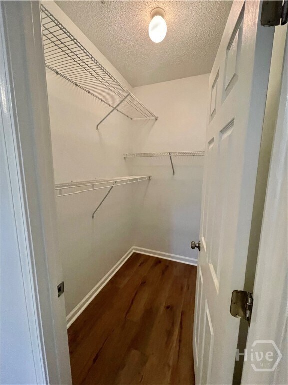 Building Photo - 3206 Walden Park Dr