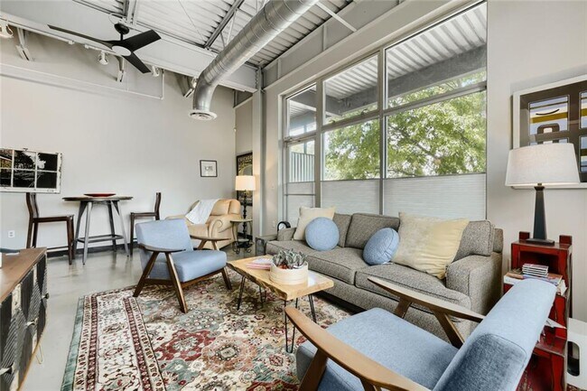 Building Photo - 5200 Peachtree Rd