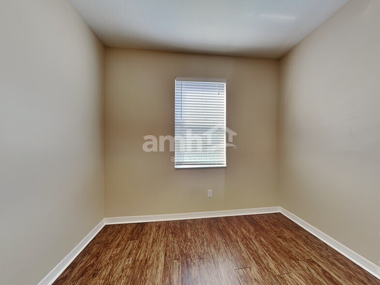 Building Photo - 5124 Sanderling Ridge Dr