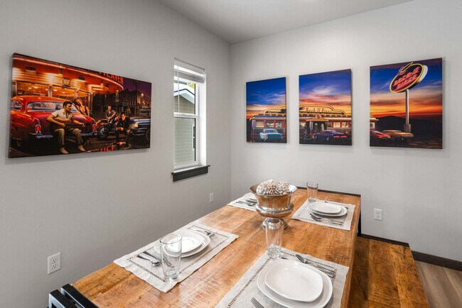 Building Photo - 2942 W Babcock St