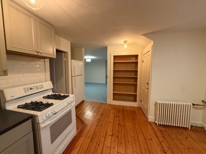 Kitchen - 3 Parker St