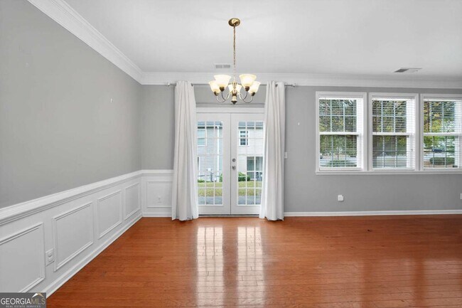 Building Photo - 605 Lofty Ln