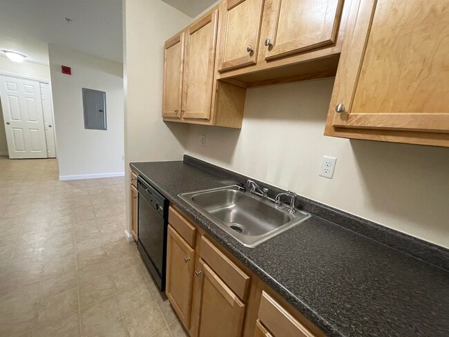 Building Photo - 10 Sentinel Court