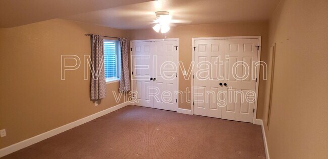 Building Photo - 10740 Windridge Ct