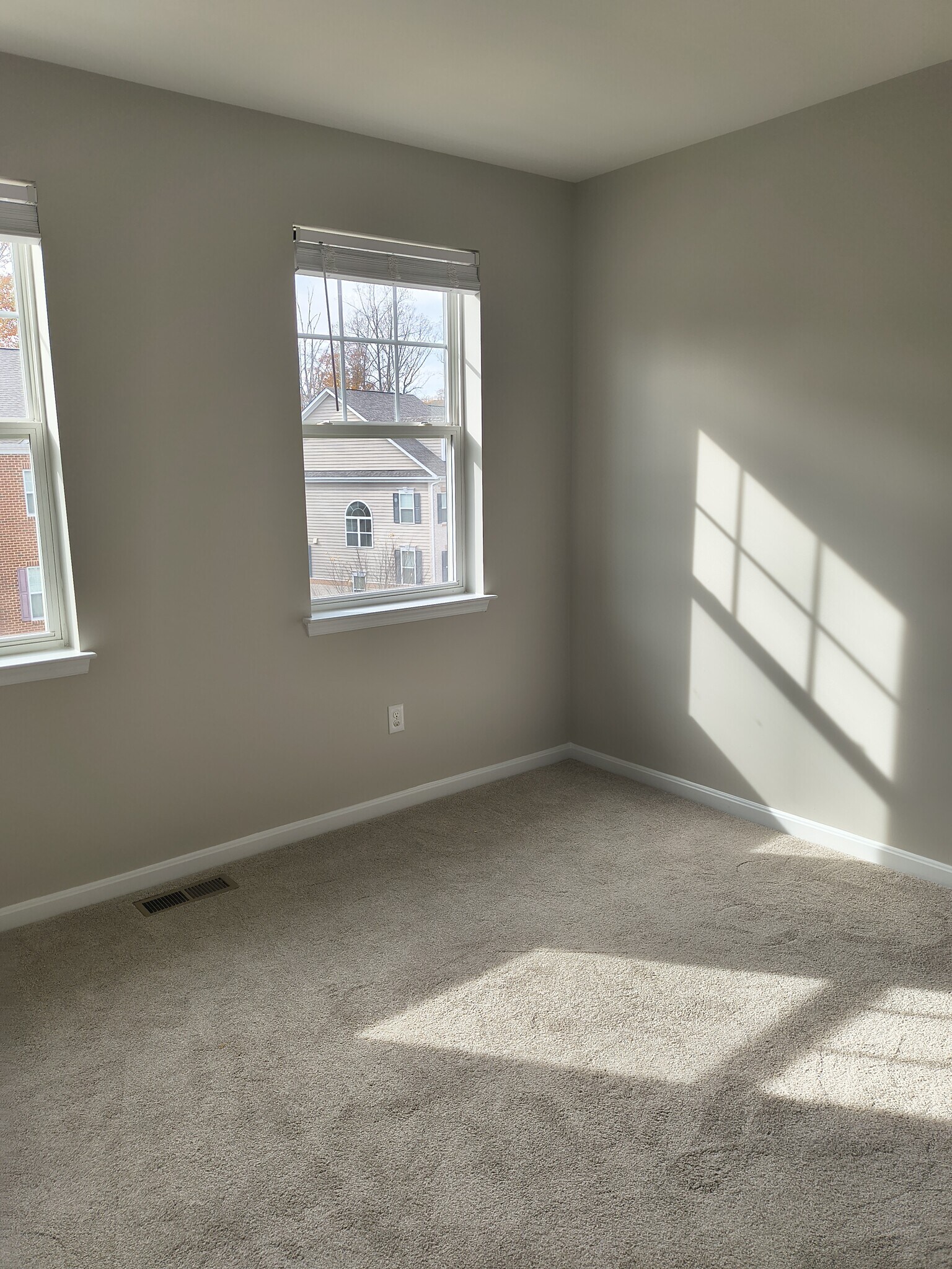 Building Photo - 15116 Hogshead Way