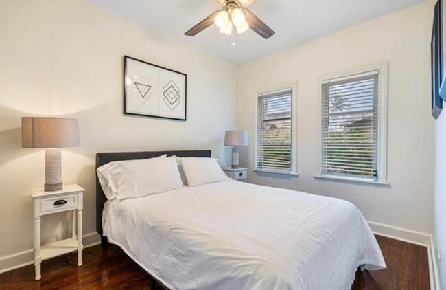 Building Photo - 5301 N Flagler Dr