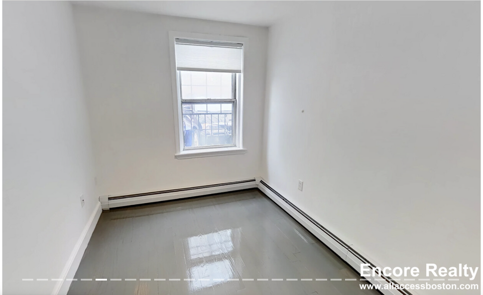 Building Photo - 125 Saint Botolph St