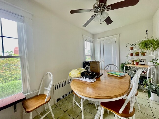 Building Photo - 31 Midland Ave