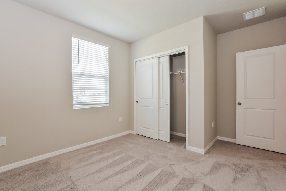 Building Photo - 1026 Oak Vly Dr