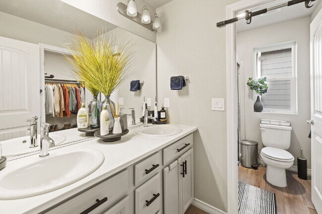 Building Photo - 11483 Piping Plover Pl