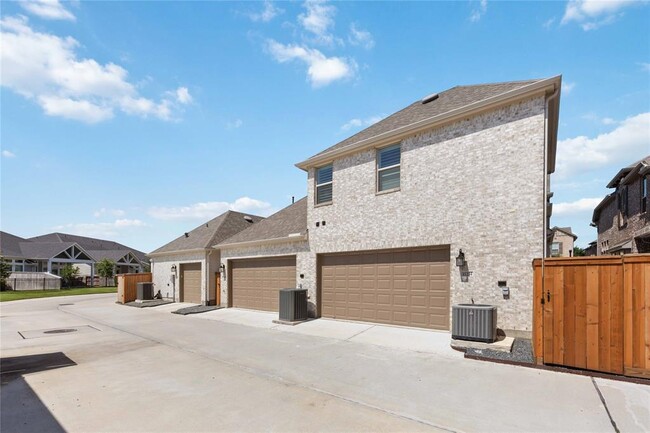 Building Photo - 11234 Buchanan Cvs Ln
