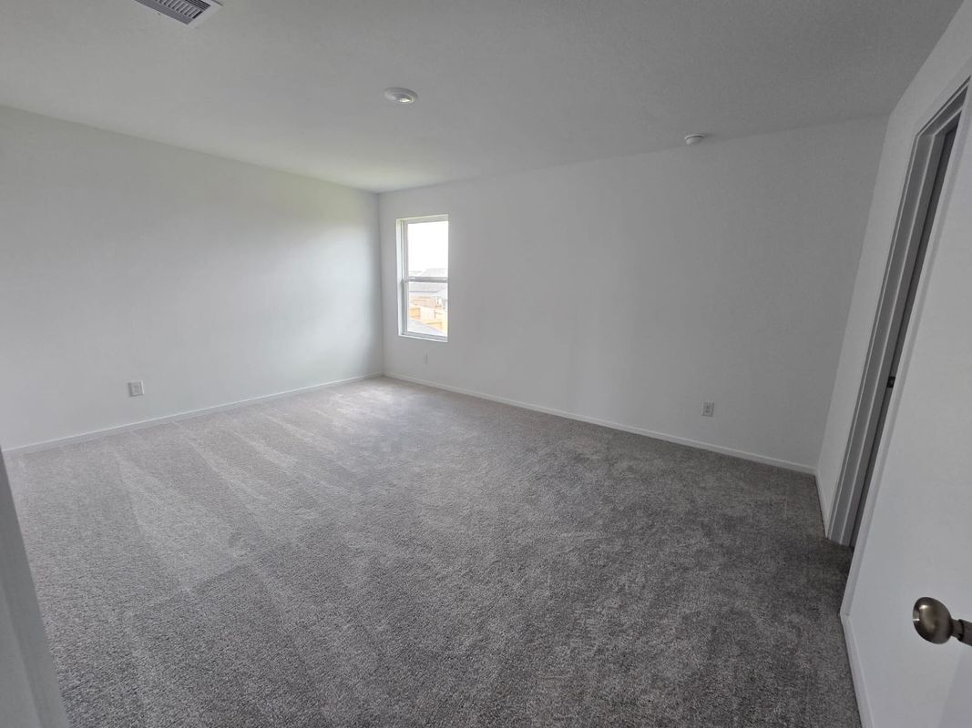 Building Photo - 26706 Dalmatian Bellflower Dr