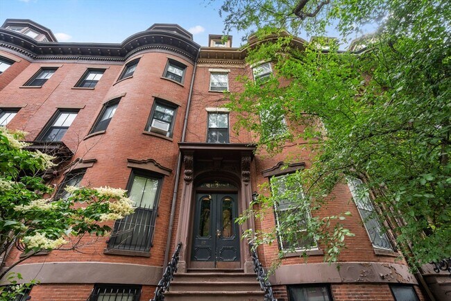 Building Photo - 87 Worcester St