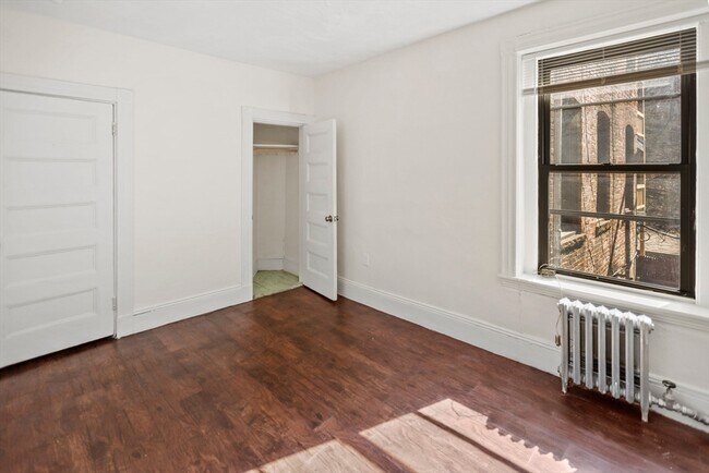 Building Photo - 866 Huntington Ave