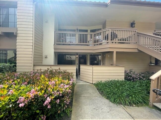 Building Photo - Remodeled 1br/1ba ground floor condo at Del Mar Villas in Carmel Valley