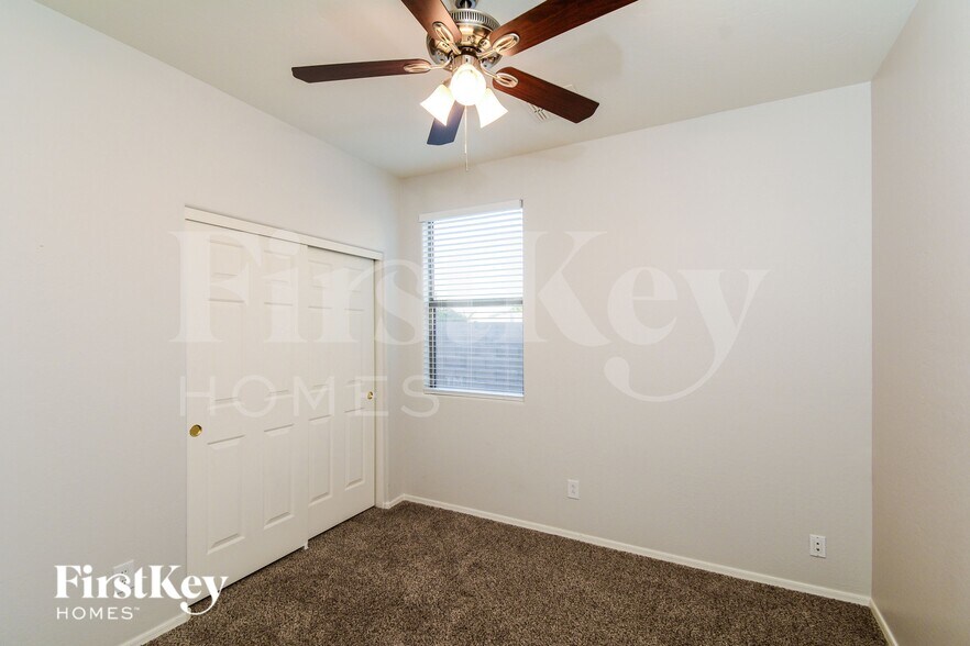 Building Photo - 13876 N 141st Ln