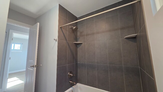 Building Photo - 8023 W Churchill Ave