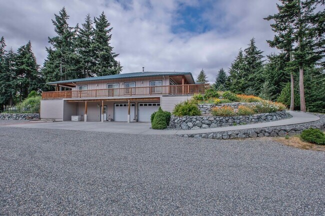 Building Photo - 2385 N 1500 E