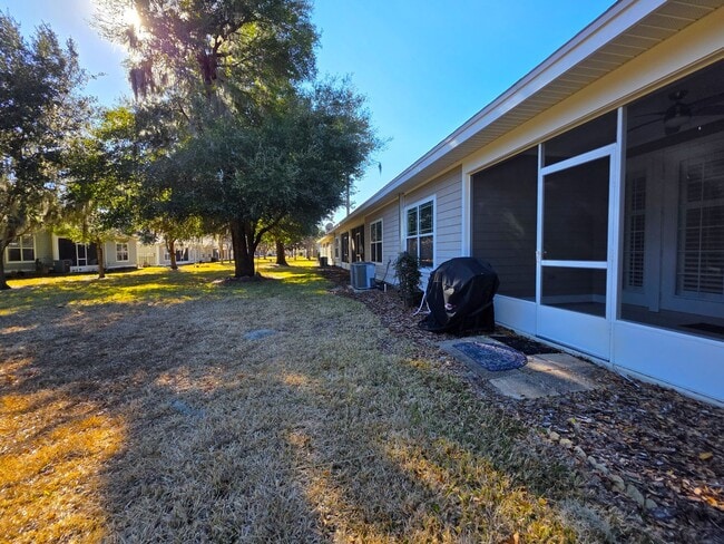 Building Photo - For rent 2 bedroom 2 bathroom 1 car garage condominium