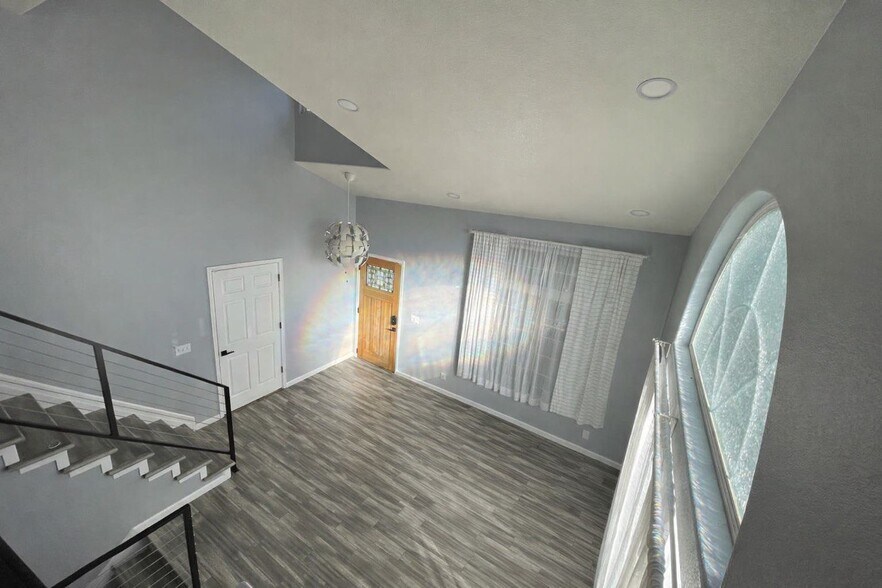 Building Photo - 4521 Gibraltar St