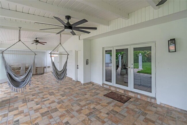 Building Photo - 1825 SW 125th Ct