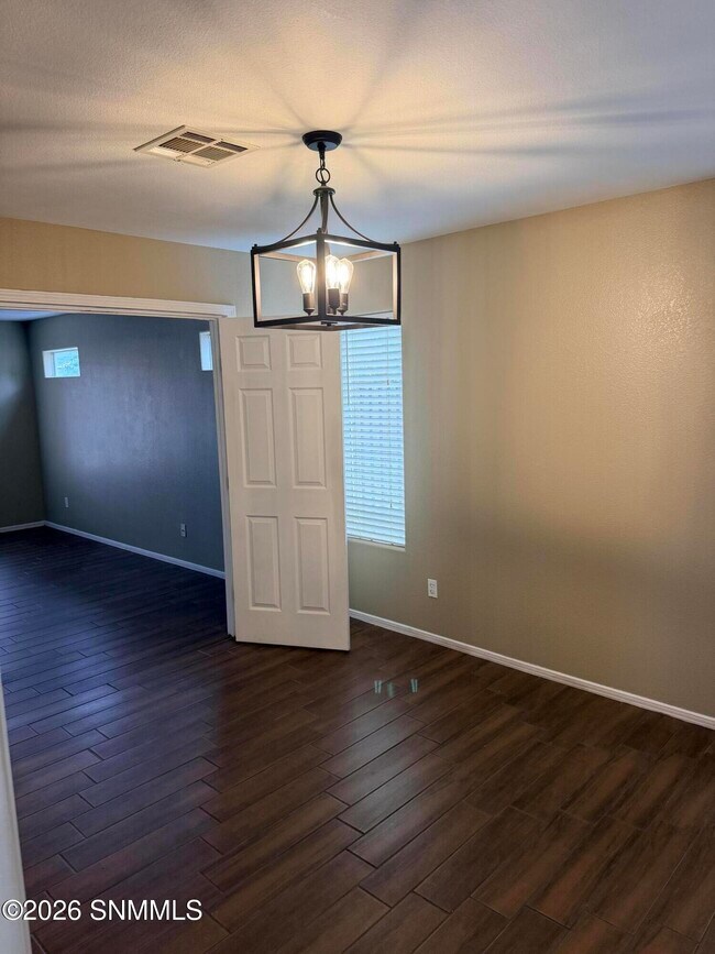 Building Photo - 1108 Kilbourne Hole Dr